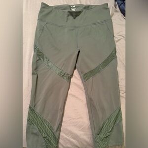 Green Athletic Leggings